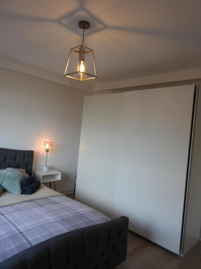 3 Bed Hawthorn Berries House Driveway & Garden, M6 & M58 Apartment Wigan Exterior photo
